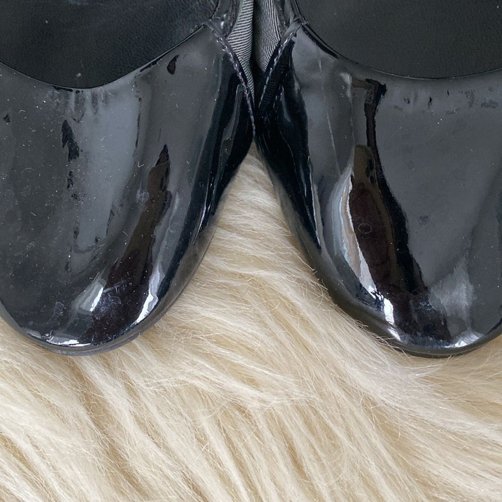 Burberry Nova Patent Leather Quilted Ballet Flat Italy Sz 7.5 Mint Condition - Picture 5 of 8